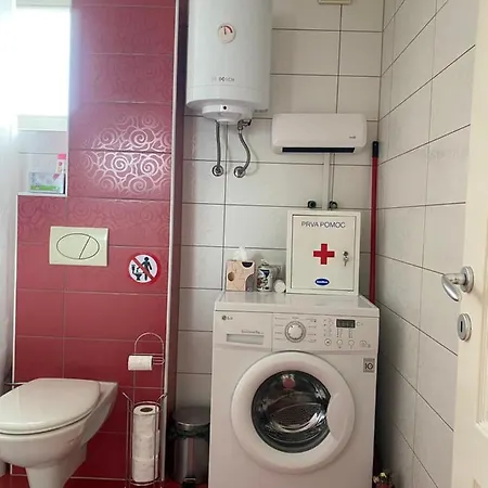 Apartment Capital *