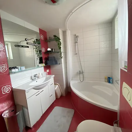Capital Apartment